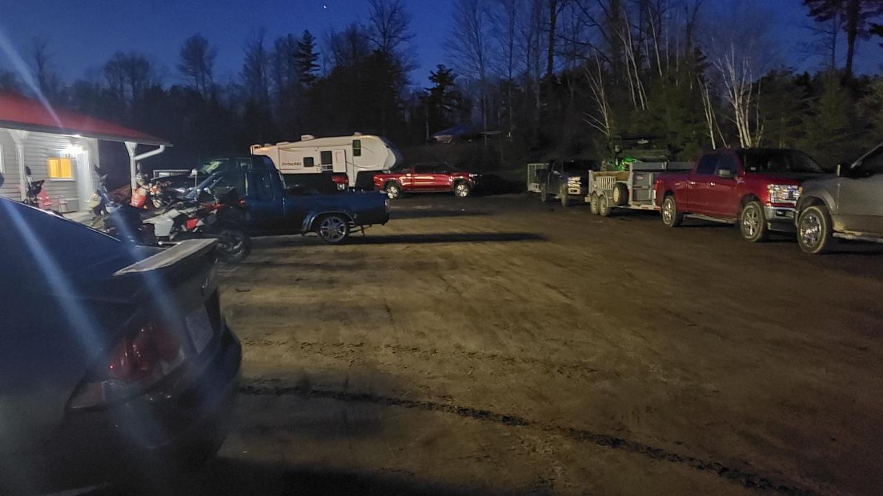 Calabogie Motor Inn Exterior foto